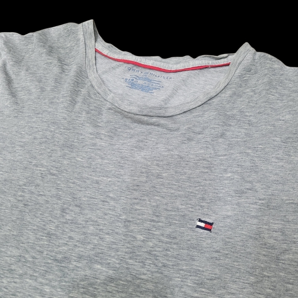 2/$20 Tommy Hilfiger Classic Grey Tee T-shirt Top Size: Large